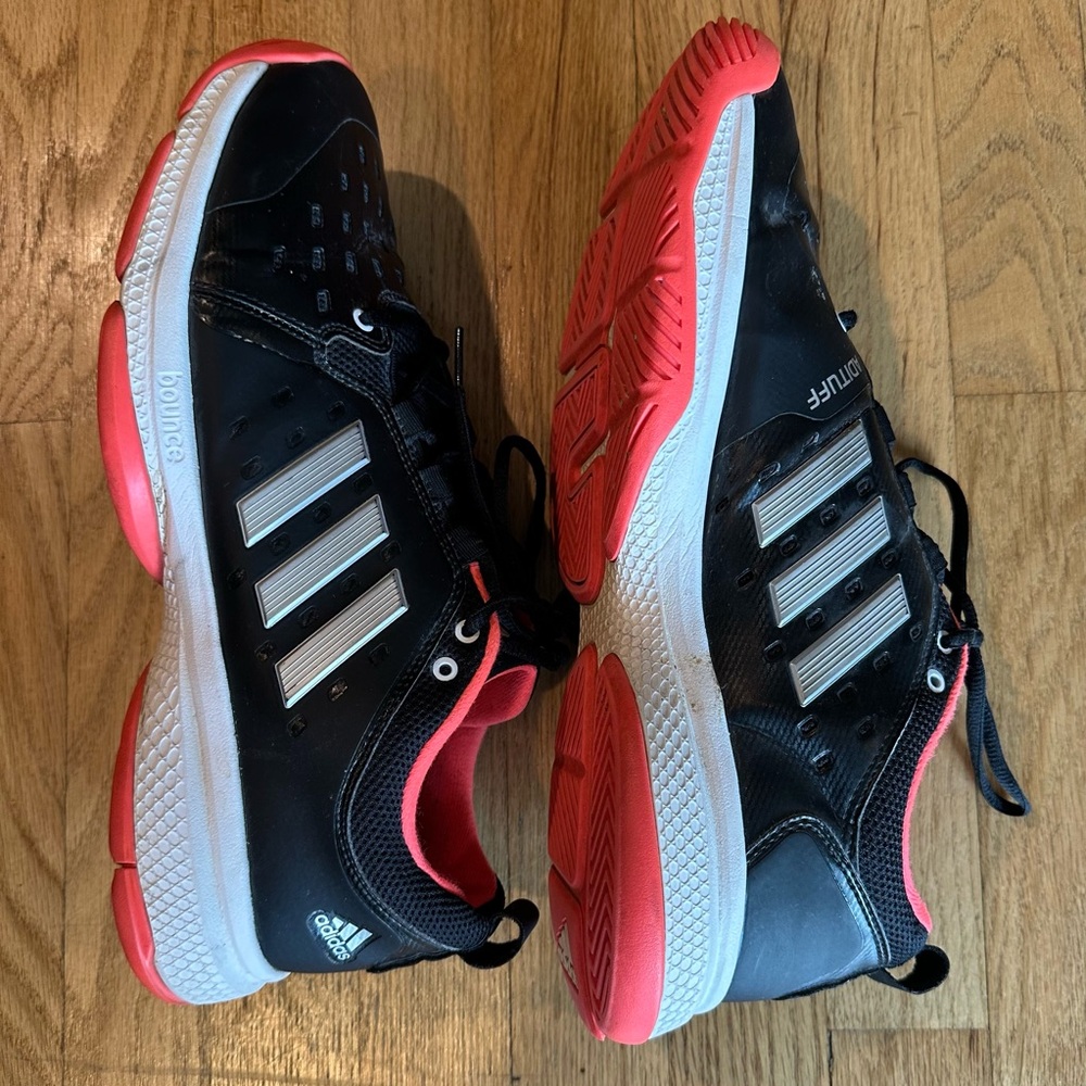 Adidas Men’s Black, Silver Stripes, and Coral Pink Accents Bounce Sneakers (12)